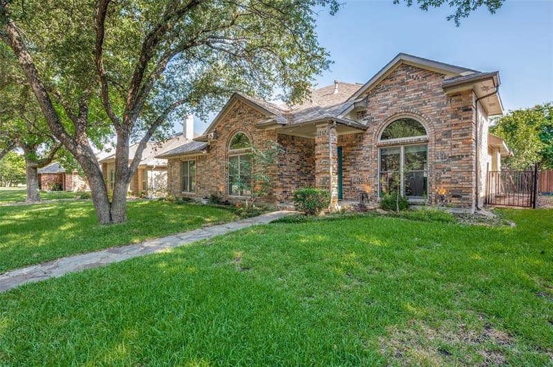 755 Red River Trail, Irving TX 75063 - Photo 2