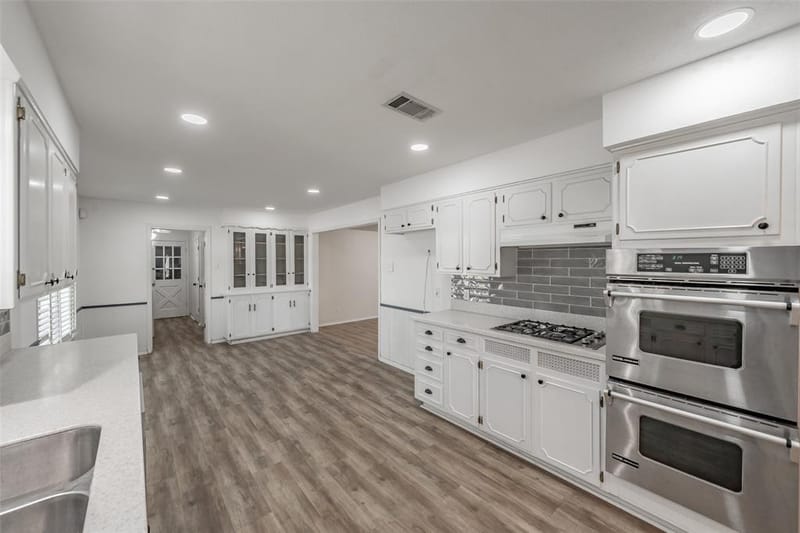 1718 Timbers Drive, Irving TX 75061 - Photo 13