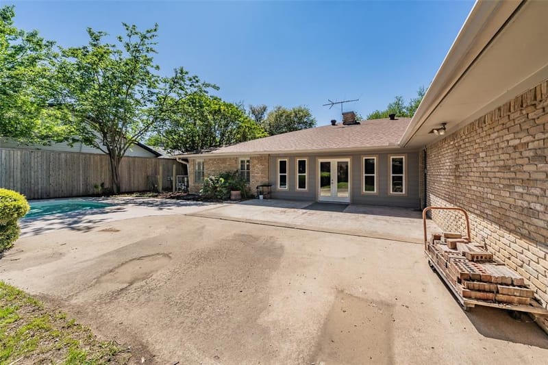 1718 Timbers Drive, Irving TX 75061 - Photo 29