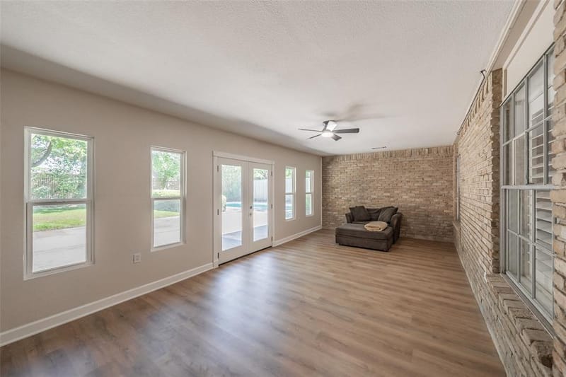1718 Timbers Drive, Irving TX 75061 - Photo 8