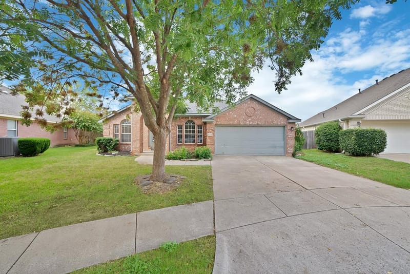 5776 Falcon Ridge Court, Haltom City TX 76137 - Photo 38