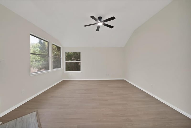 5776 Falcon Ridge Court, Haltom City TX 76137 - Photo 18
