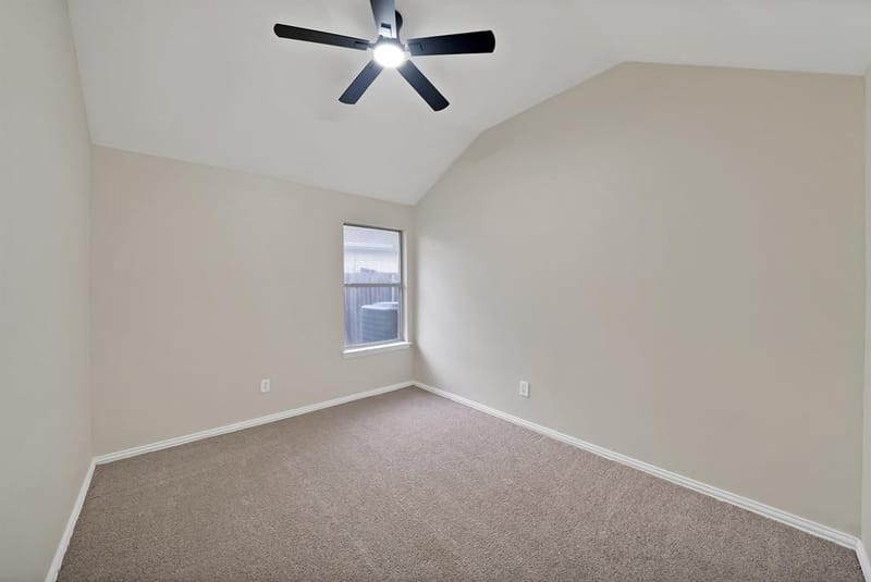 5776 Falcon Ridge Court, Haltom City TX 76137 - Photo 31