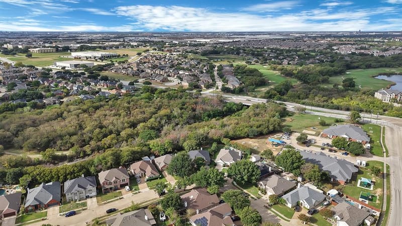 5776 Falcon Ridge Court, Haltom City TX 76137 - Photo 39