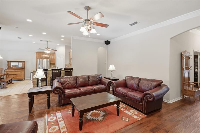 136 Castle Pines Drive, Willow Park TX 76008 - Photo 6