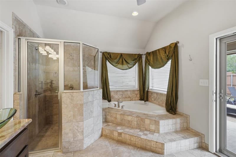 136 Castle Pines Drive, Willow Park TX 76008 - Photo 21