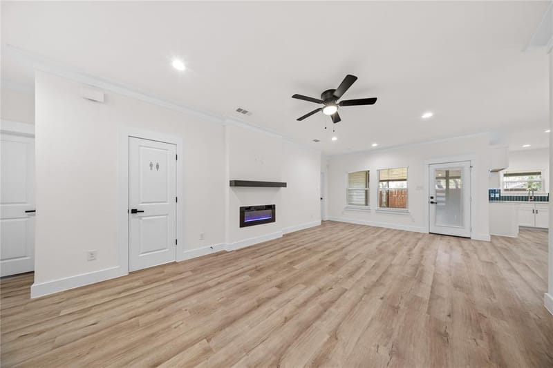 1829 Galveston Street, Grand Prairie TX 75051 - Photo 7
