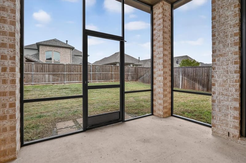 10105 Bitterroot Drive, Little Elm TX 75068 - Photo 35