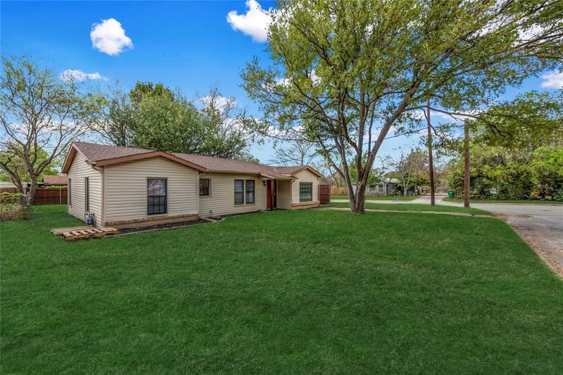 4400 Mckibben Street, Haltom City TX 76117 - Photo 19
