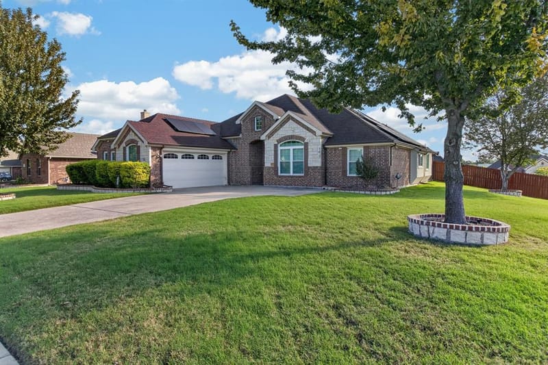 700 Edgewood Drive, DeSoto TX 75115 - Photo 3