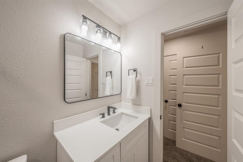 1228 S Brazos Street, Weatherford TX 76086 - Photo 17