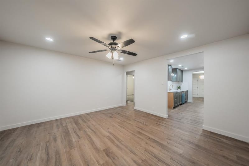 1228 S Brazos Street, Weatherford TX 76086 - Photo 5