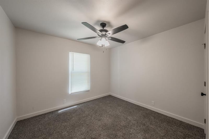 1228 S Brazos Street, Weatherford TX 76086 - Photo 21