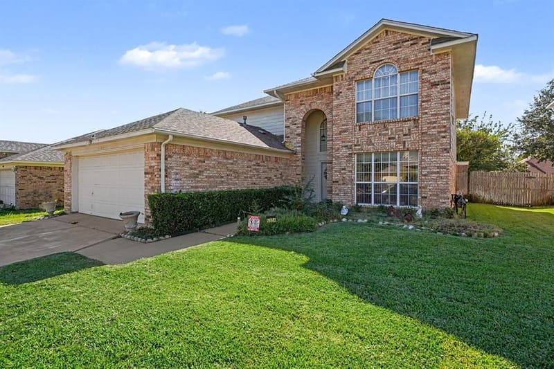 5304 Tennis Villa Drive, Arlington TX 76017 - Photo 6