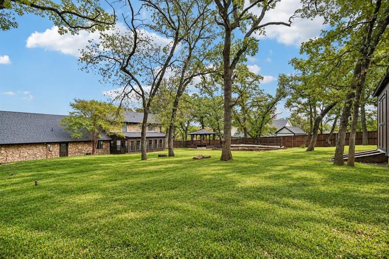 180 N Woodland Trail, Double Oak TX 75077 - Photo 33