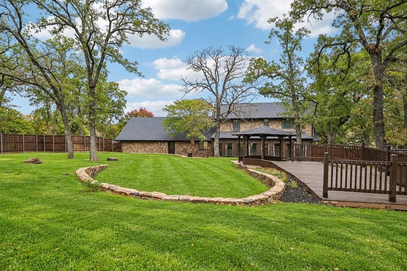 180 N Woodland Trail, Double Oak TX 75077 - Photo 35
