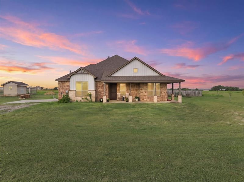 247 Hcr 4243, Hillsboro TX 76645