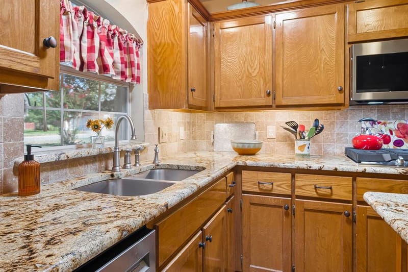 8920 Ashcraft Drive, North Richland Hills TX 76182 - Photo 9