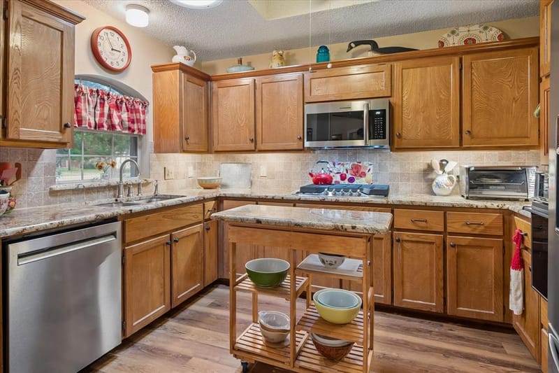 8920 Ashcraft Drive, North Richland Hills TX 76182 - Photo 10
