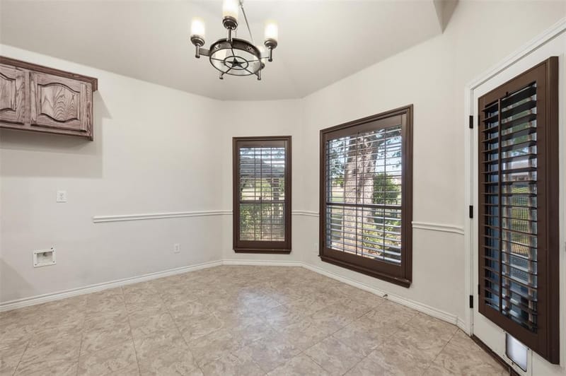 12240 Fairway Meadows Drive, Fort Worth TX 76179 - Photo 9