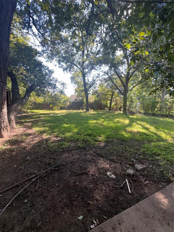 7608 Evergreen Road, Richland Hills TX 76118 - Photo 5