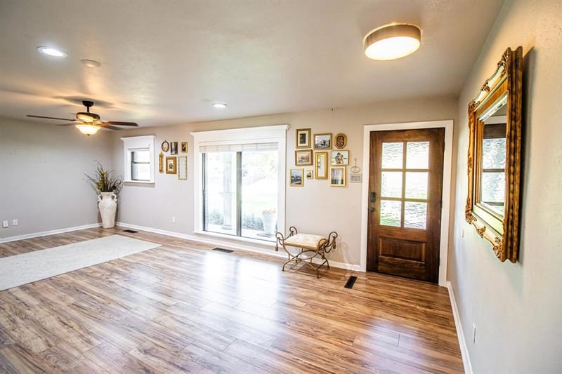 1040 Wedgewood Drive, Woodway TX 76712 - Photo 13