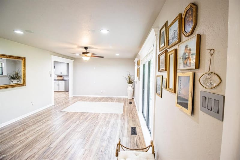 1040 Wedgewood Drive, Woodway TX 76712 - Photo 12