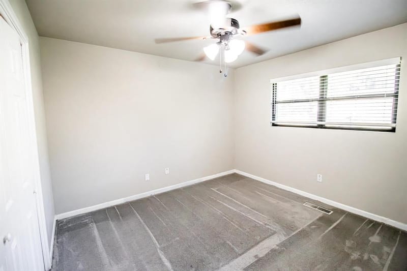 1040 Wedgewood Drive, Woodway TX 76712 - Photo 18