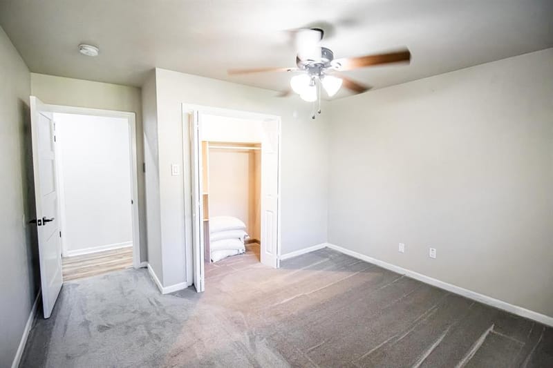 1040 Wedgewood Drive, Woodway TX 76712 - Photo 19