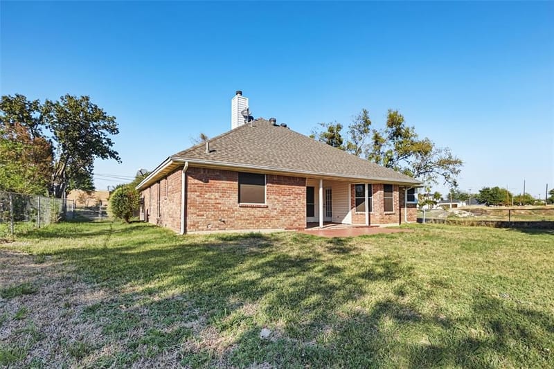 506 Dallas Drive, Roanoke TX 76262 - Photo 16