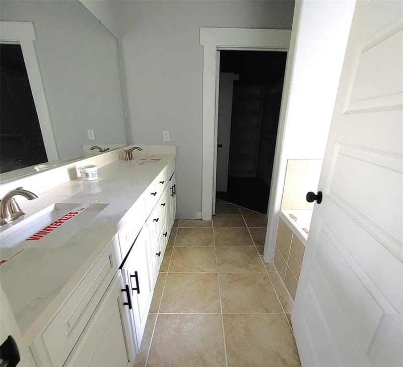 701 E Washington Street, Paris TX 75460 - Photo 14