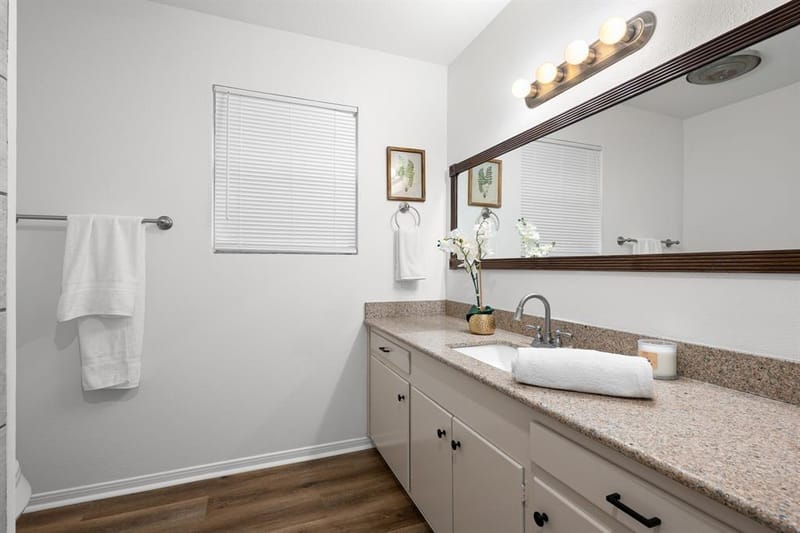 1727 Park Hill Drive, Arlington TX 76012 - Photo 13