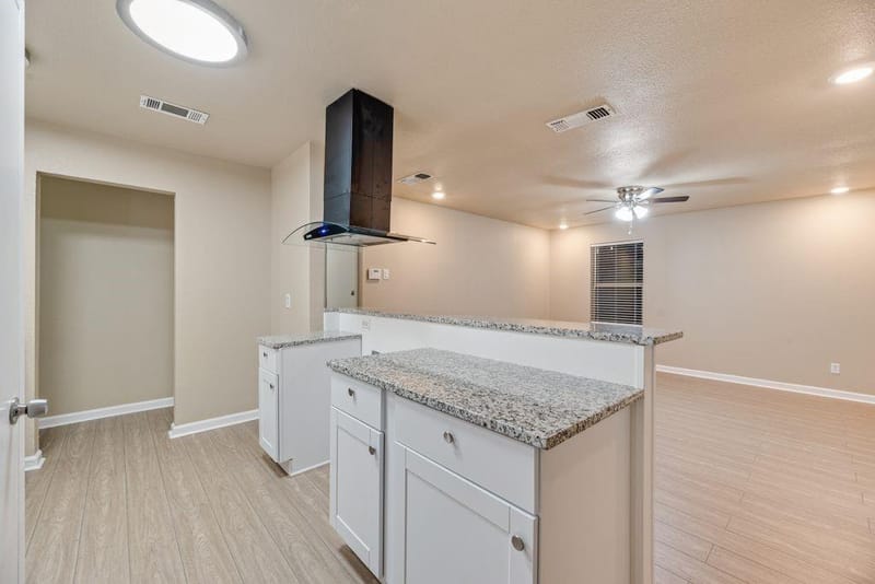 711 Sun Valley Drive, Duncanville TX 75116 - Photo 10