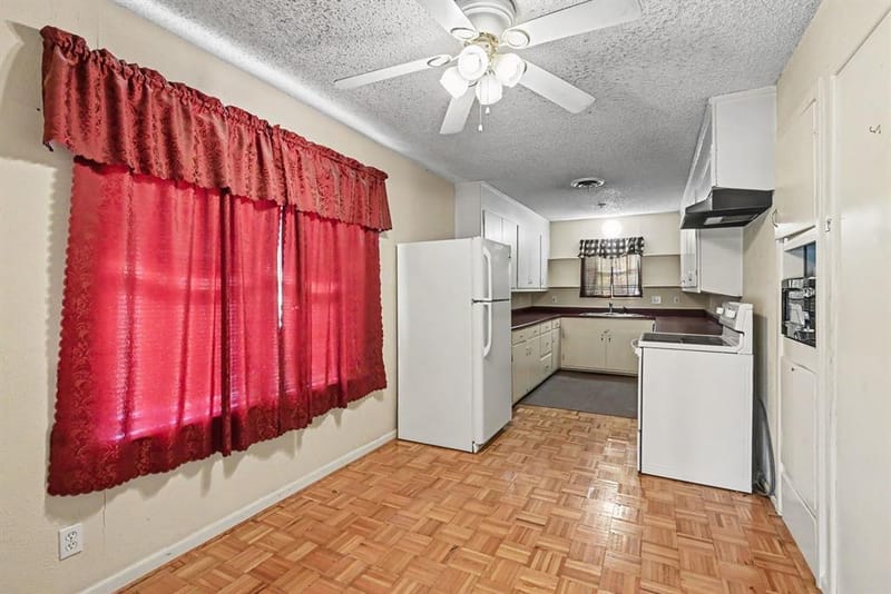 1120 Winona Street, Weatherford TX 76086 - Photo 7