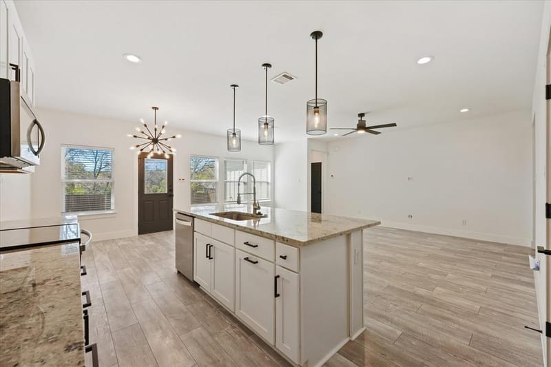 3001 Fernwood Avenue, Dallas TX 75216 - Photo 6