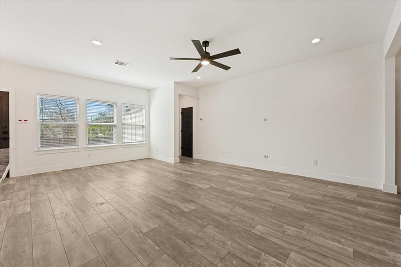 3001 Fernwood Avenue, Dallas TX 75216 - Photo 10