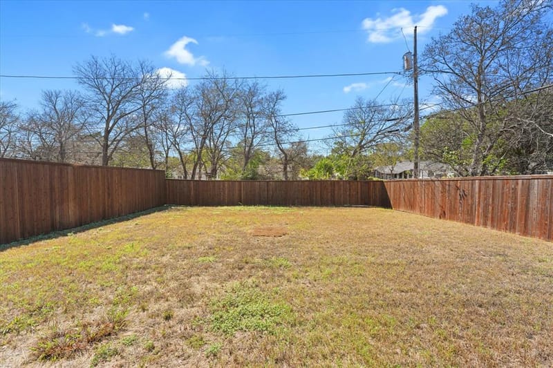 3001 Fernwood Avenue, Dallas TX 75216 - Photo 31