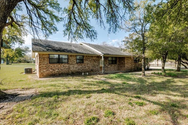 498 Flat Rock Road, Weatherford TX 76020 - Photo 17
