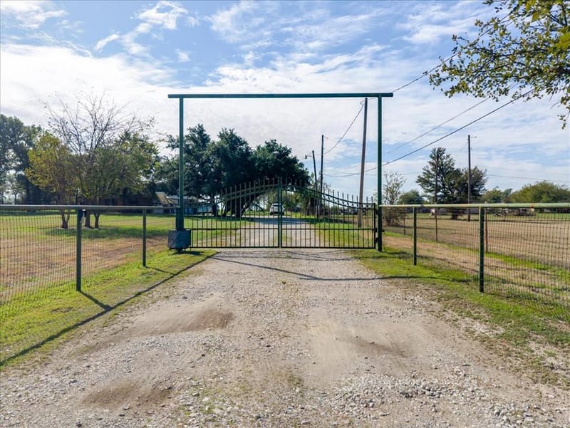 498 Flat Rock Road, Weatherford TX 76020 - Photo 25