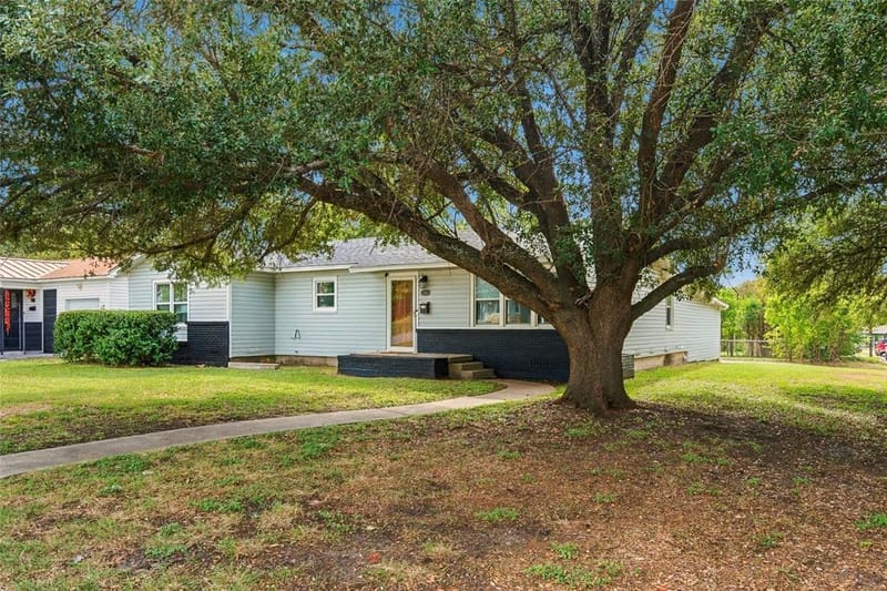 732 Guthrie Drive, Waco TX 76710 - Photo 2