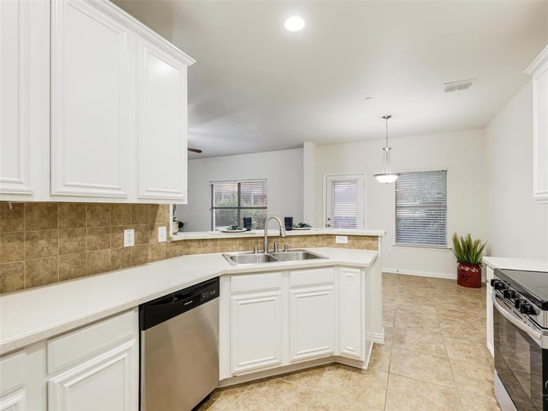 8732 San Bernard Street, Plano TX 75024 - Photo 11