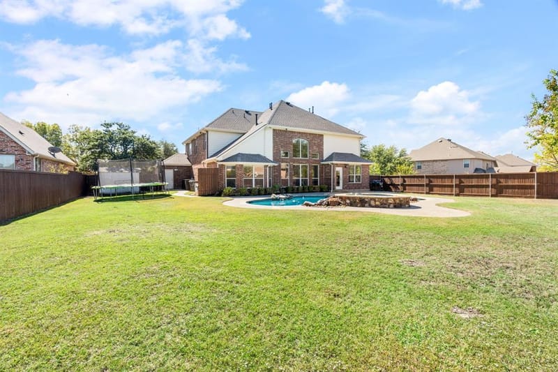 8716 Brook Hollow Drive, McKinney TX 75072 - Photo 8