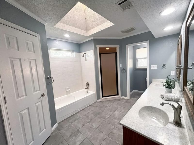 232 Crescent Drive, Hewitt TX 76643 - Photo 21