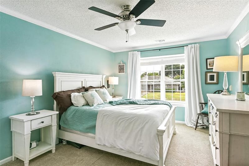 2607 Bayberry Lane, Euless TX 76039 - Photo 13