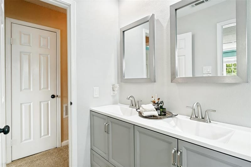 2607 Bayberry Lane, Euless TX 76039 - Photo 16