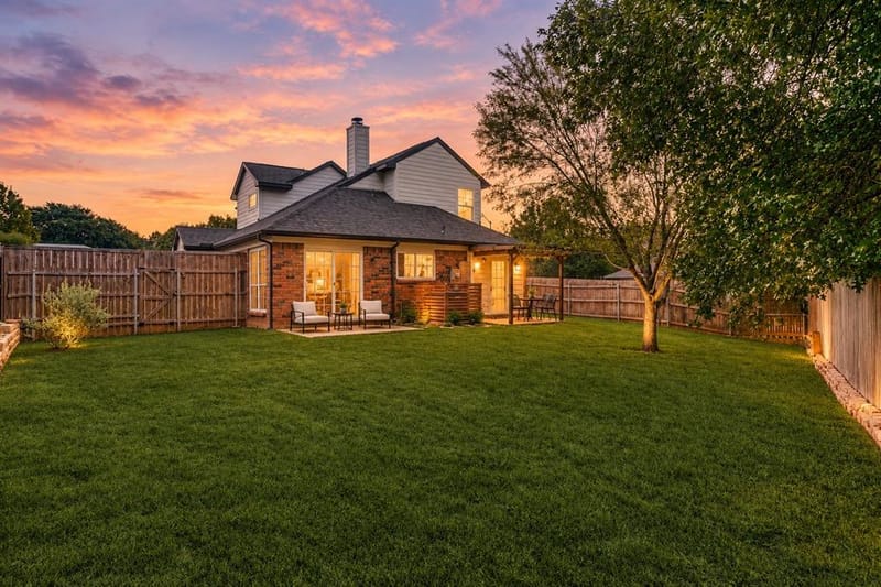 2607 Bayberry Lane, Euless TX 76039 - Photo 20