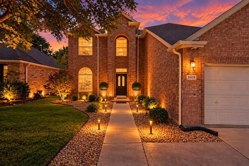2608 Hudson Crossing, McKinney TX 75072 - Photo 2