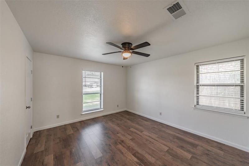 6704 Greenacres Drive, North Richland Hills TX 76182 - Photo 26