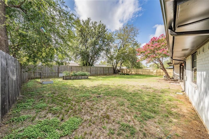 6704 Greenacres Drive, North Richland Hills TX 76182 - Photo 36