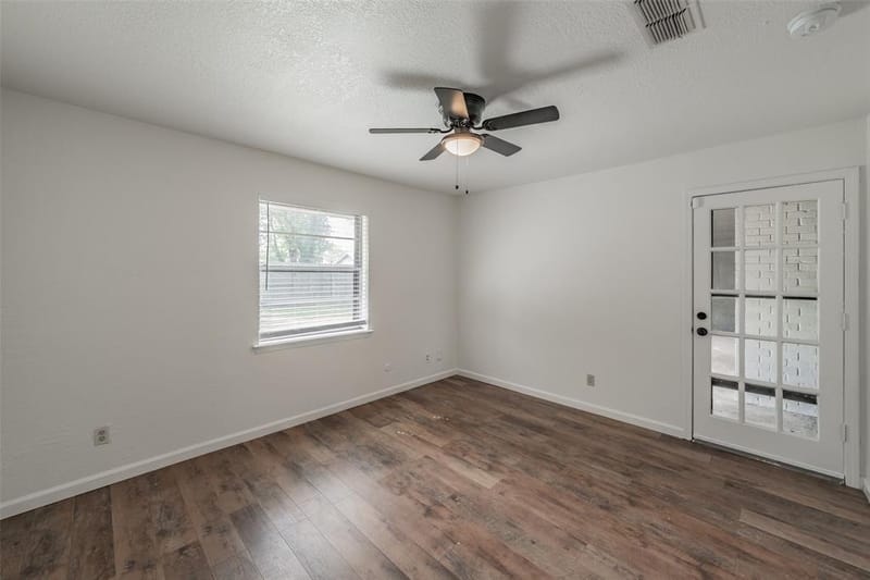 6704 Greenacres Drive, North Richland Hills TX 76182 - Photo 30